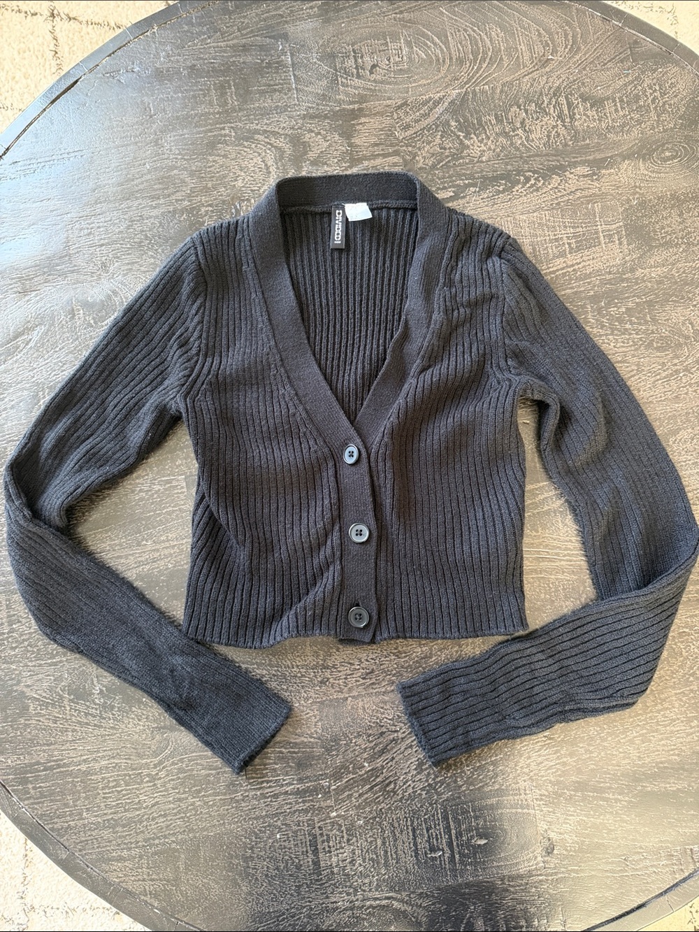 Divided Black Ribbed Cropped Button Cardigan